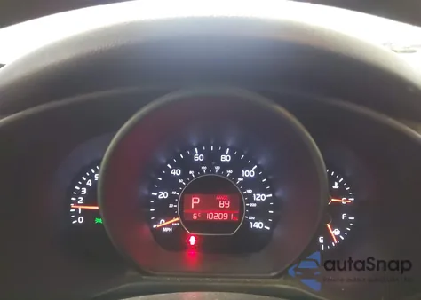 2019 Kia Soul z USA, uszkodzony, nr VIN KNDJN2A21K7689848